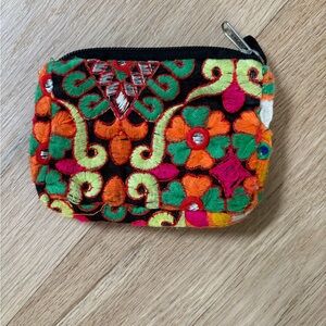 Free People Card Coin Purse Wallet Zipper Pouch Embroidered Floral Multicolor